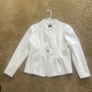 Simply Styled Women's Elegant White Suit Jacket